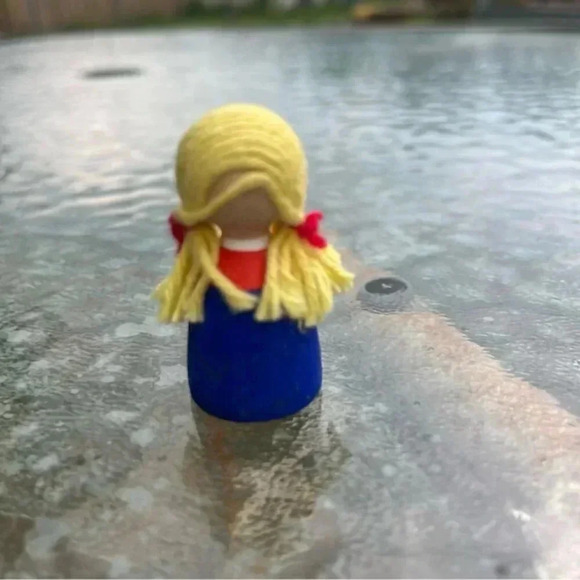 Vintage Swedish Folk Art Wooden Hand Painted Dolls Set of 3 - Picture 13 of 16